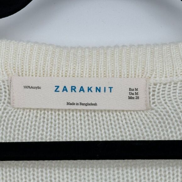 Zara Womens Knit Cardigan Sweater Size M Ivory V-Neck Quiet Luxury Neutral Beach - Picture 3 of 9
